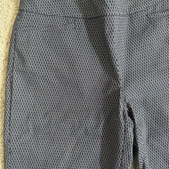 Chico's Bundle of 2 pair of pull on shorts. Chico’s Size 00, US Size 2 Blue - Picture 3 of 14